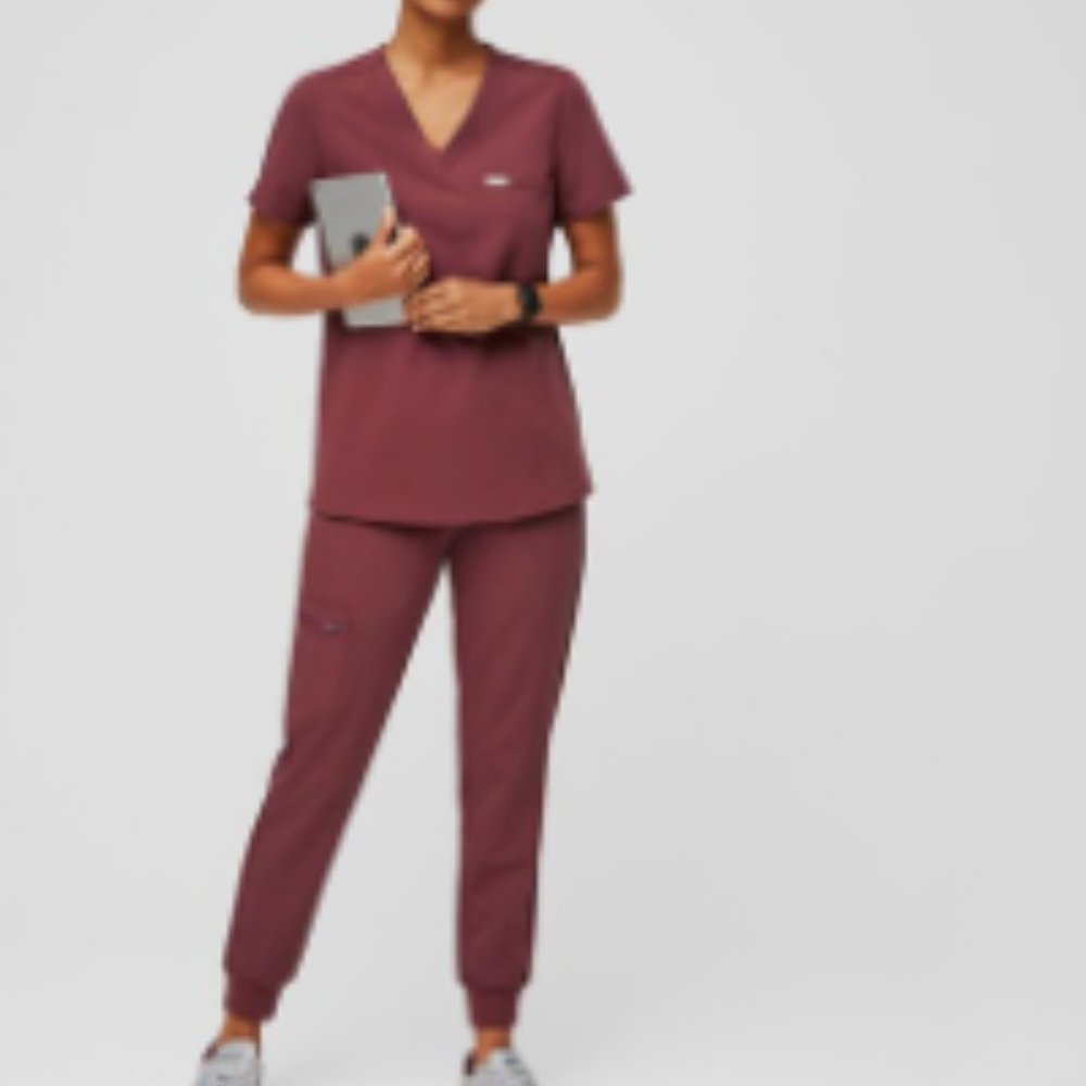 DARK CHERRY FIGS SCRUB SET - HIGH WAISTED JOGGERS AND TOP - X-LARGE